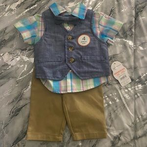 NEWBORN 4 PIECE SET, TRI-COLORED